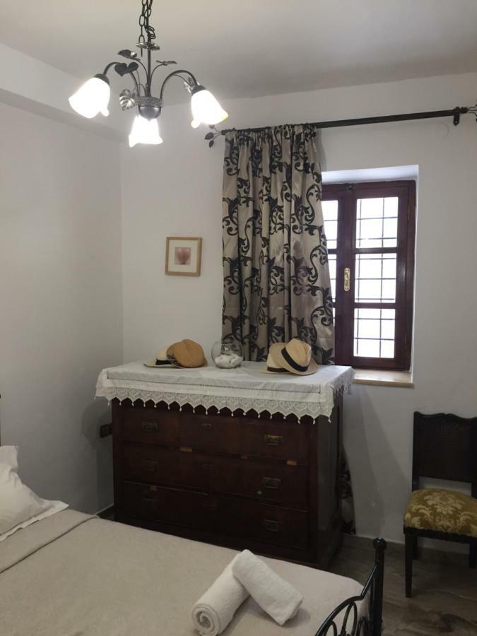 فيلا Rania'S House هيدرا المظهر الخارجي الصورة